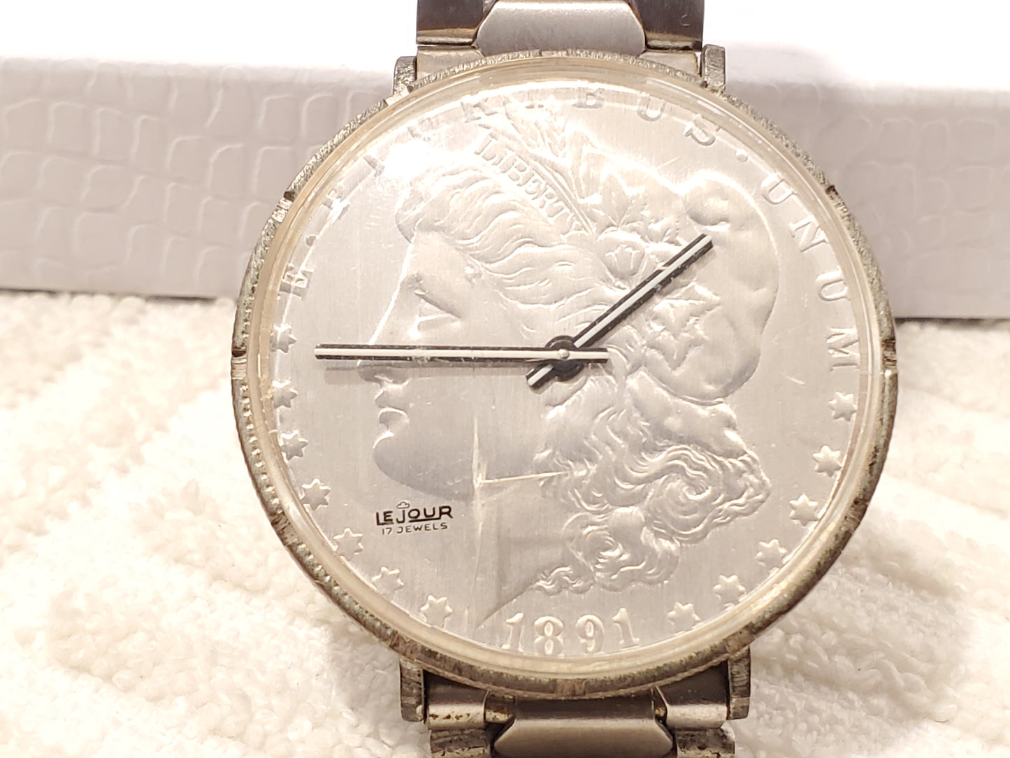 Vintage Le Jour 1891 Genuine Silver Dollar Coin Watch Seventeen Jewels Stainless Steel