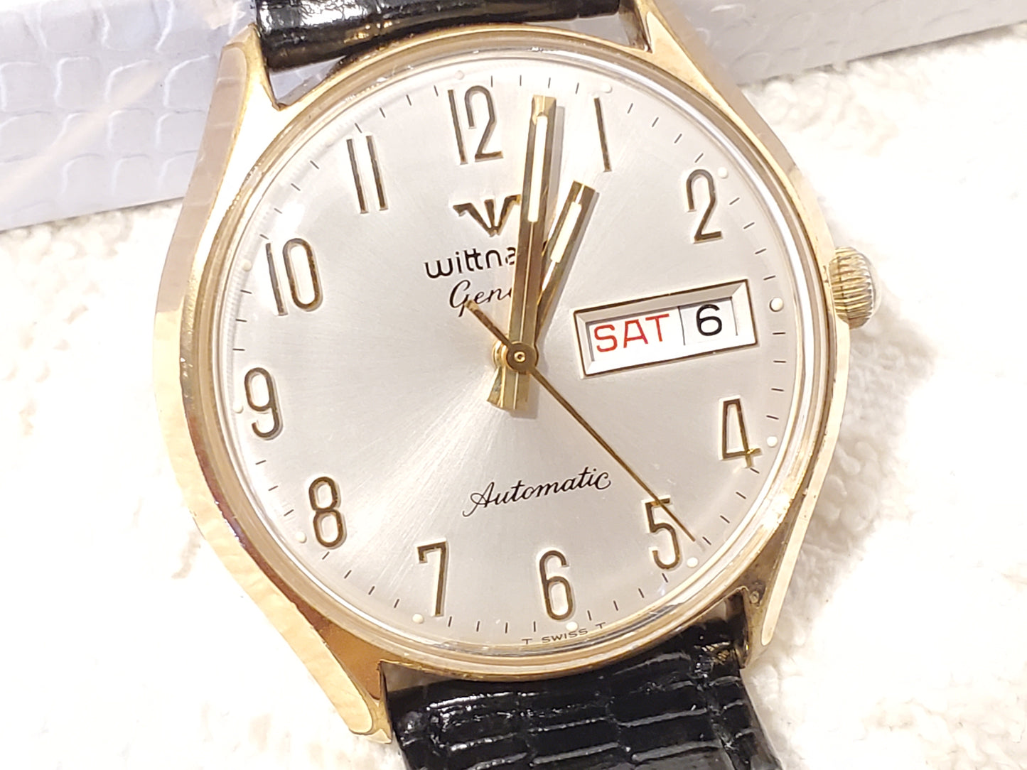 Vintage Wittnauer Geneve Automatic Men's Watch Day Date Silver Dial Luminous Hands Seventeen Jewels Black Leather Strap