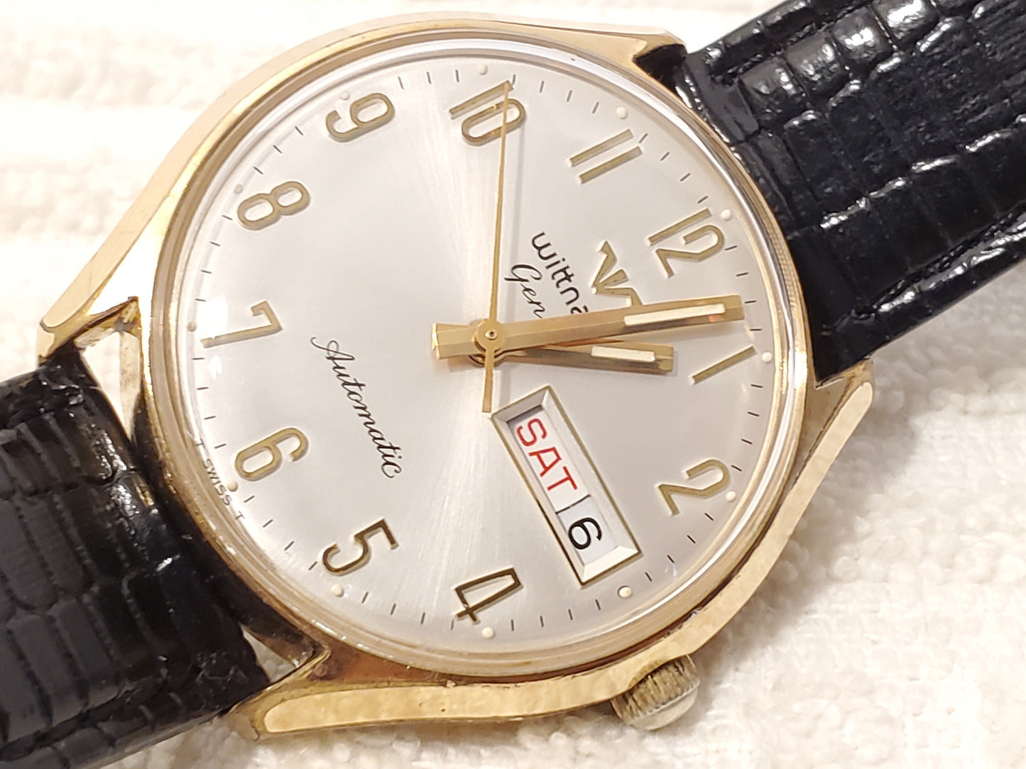 Vintage Wittnauer Geneve Automatic Men's Watch Day Date Silver Dial Luminous Hands Seventeen Jewels Black Leather Strap