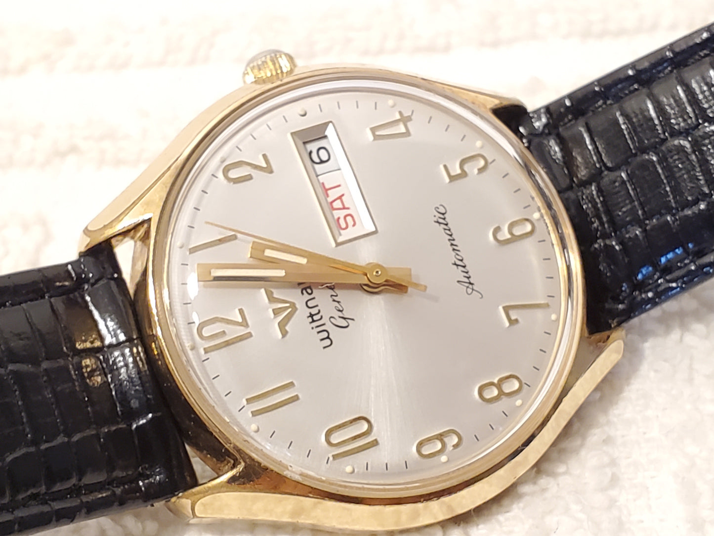 Vintage Wittnauer Geneve Automatic Men's Watch Day Date Silver Dial Luminous Hands Seventeen Jewels Black Leather Strap