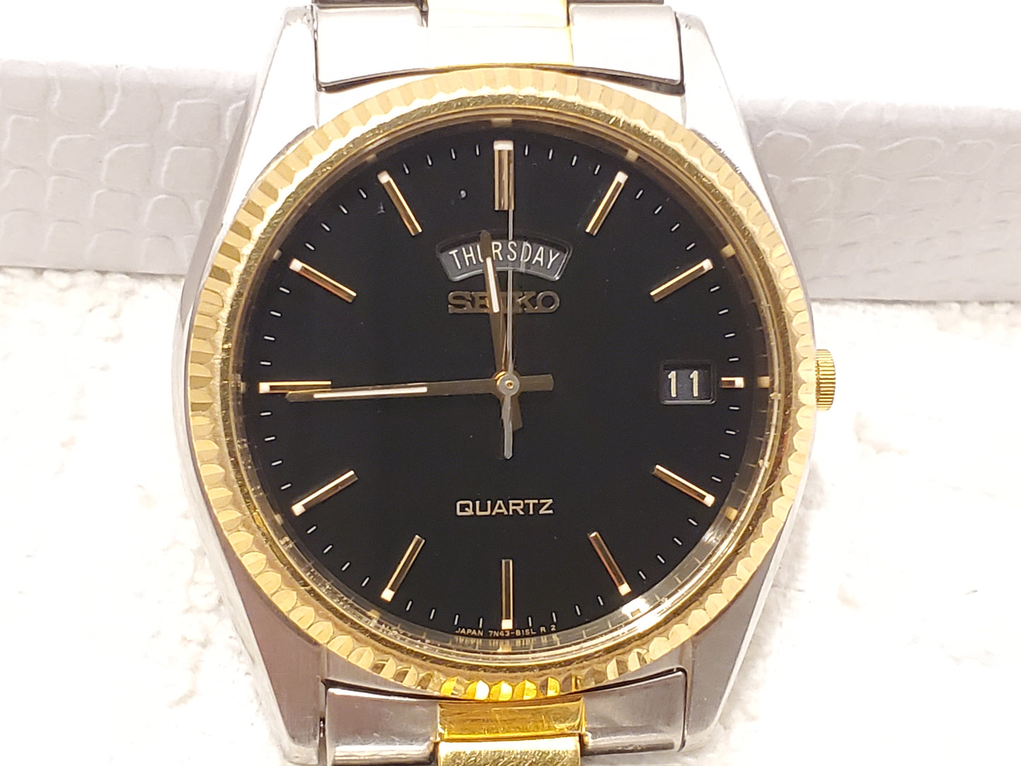 Vintage Seiko Day Date Mens Presidential Quartz Watch Stainless Steel Black Dial