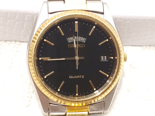 Vintage Seiko Day Date Mens Presidential Quartz Watch Stainless Steel Black Dial