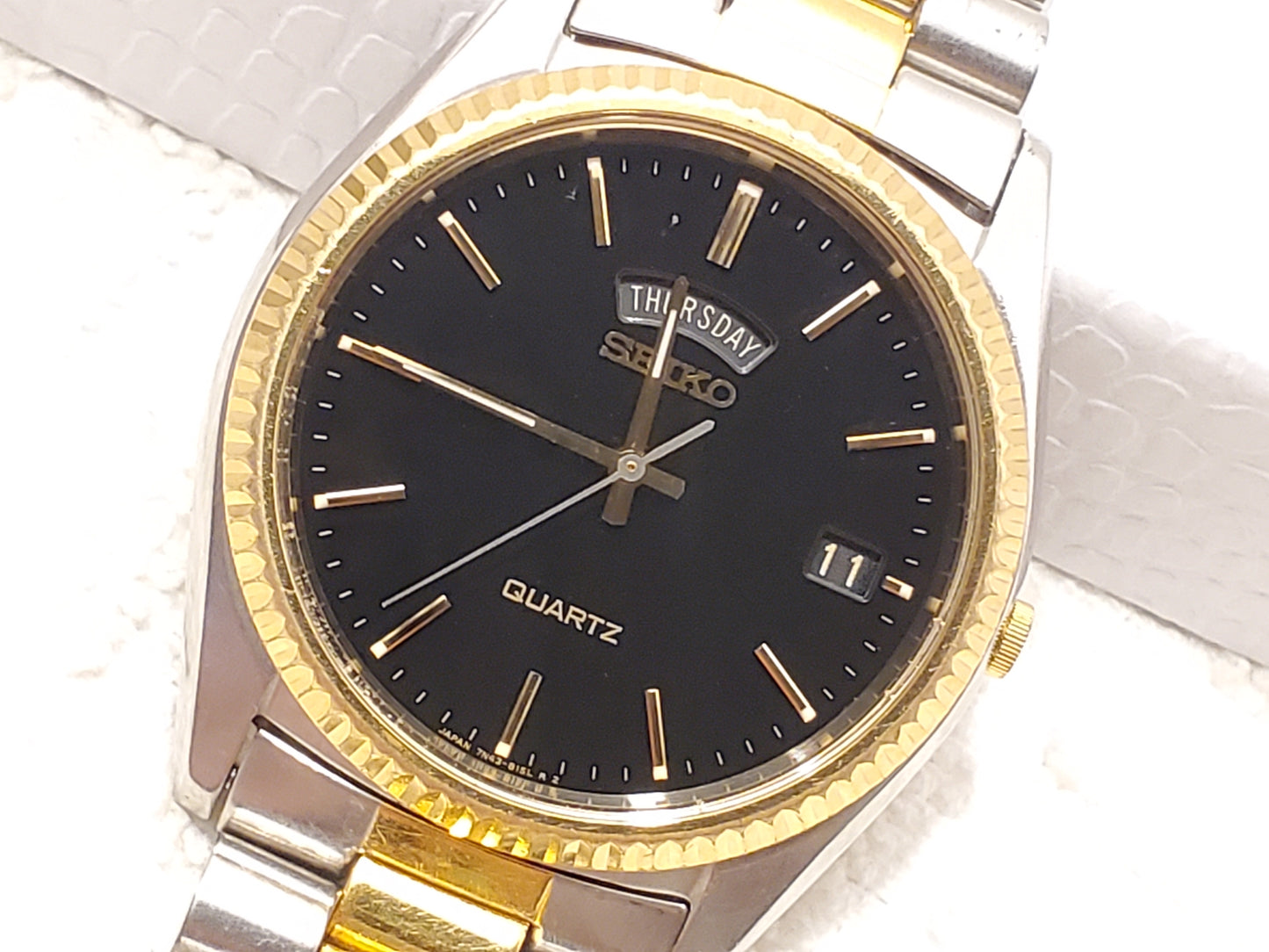 Vintage Seiko Day Date Mens Presidential Quartz Watch Stainless Steel Black Dial