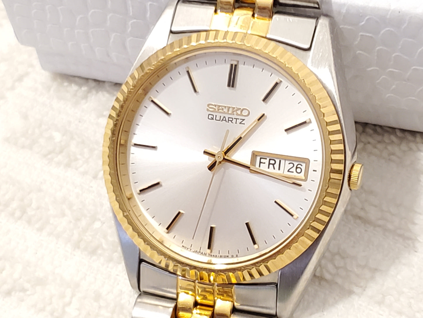Vintage Seiko Men's Presidential Day Date Watch Silver Dial Gold Tone One Jewel