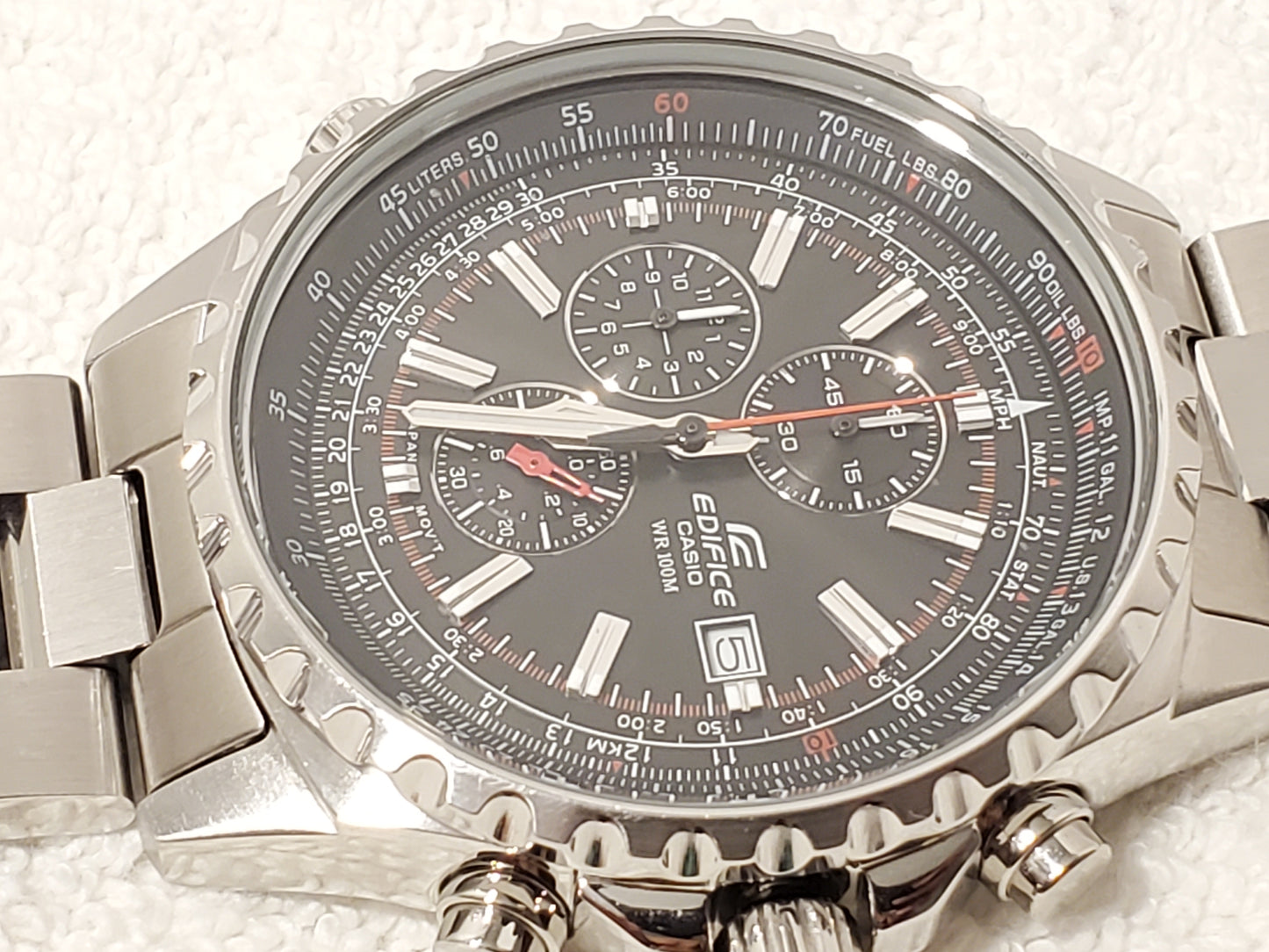 Vintage Casio Edifice Men's Chronograph Date Quartz Watch Stainless Steel Black Dial WR 100 Meters
