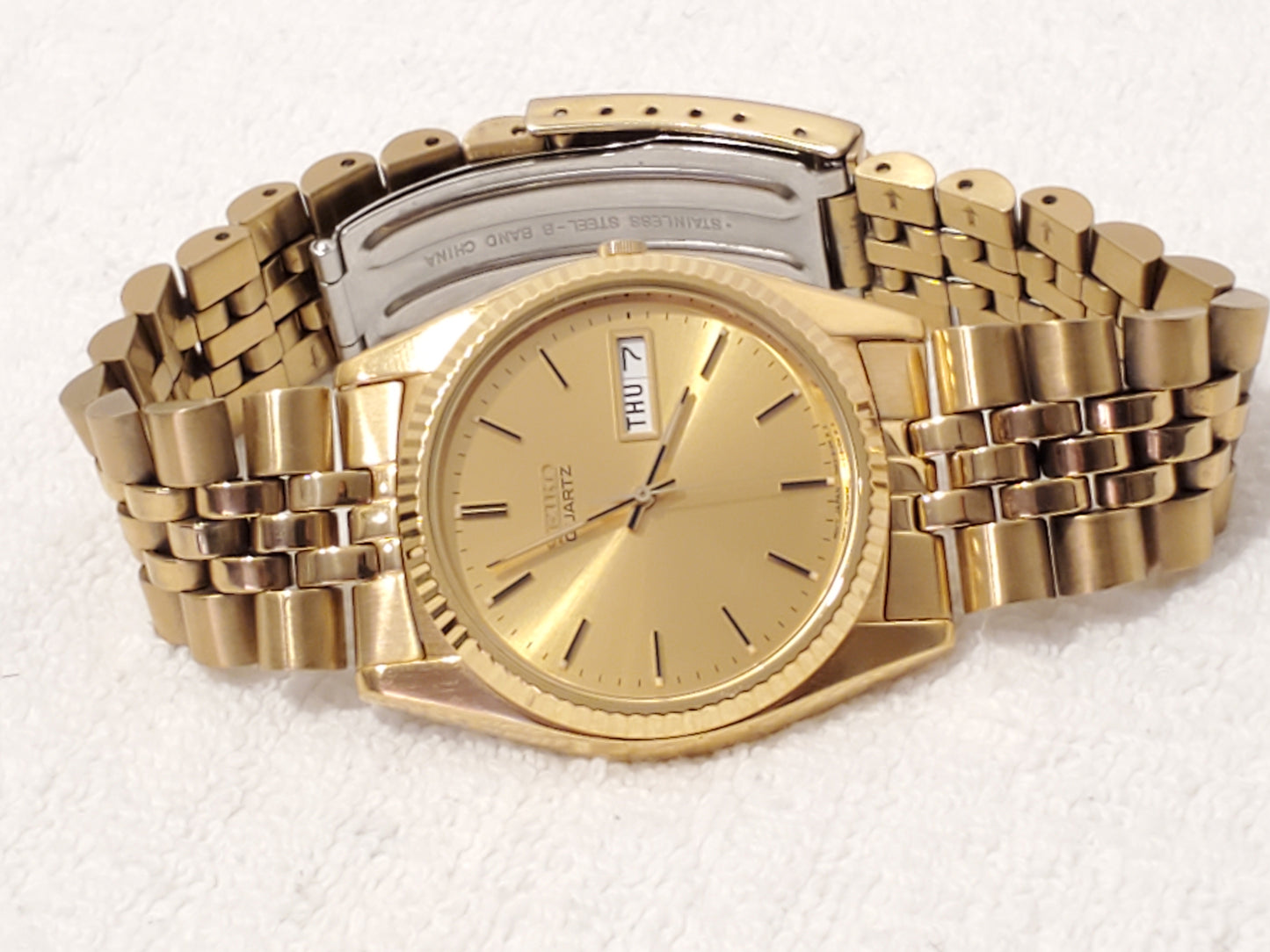 Vintage Seiko Men's Presidential Day Date Quartz Watch Stainless Steel Gold Tone One Jewel