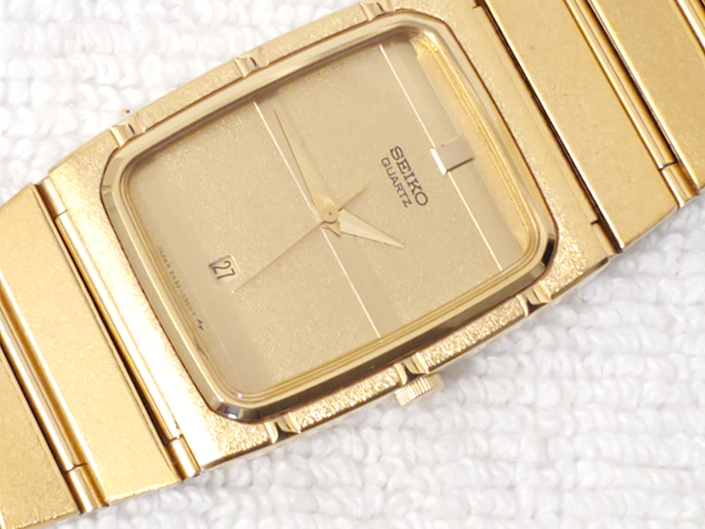 Vintage Seiko Women's Quartz Watch Stainless Steel Base Metal Two Jewels Date
