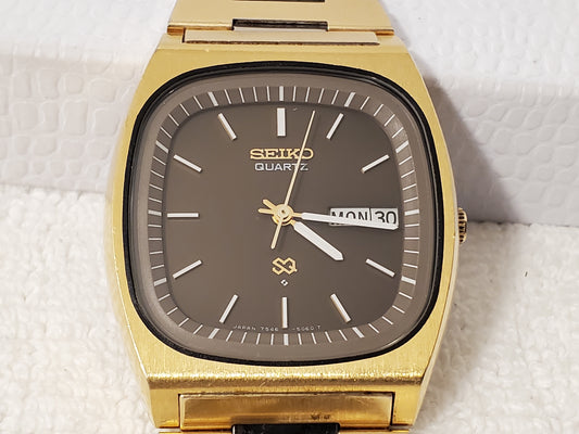 Vintage Seiko Men's Day Date Watch Brown Dial Stainless Steel 4 Jewels Gold Tone