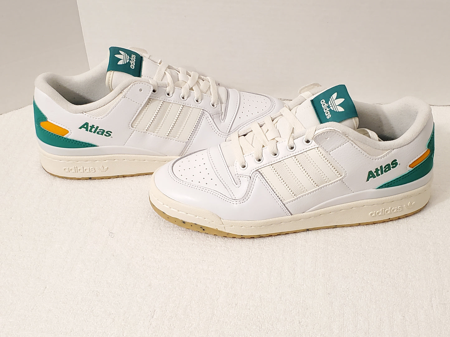 Adidas Atlas Men's Low Tops Lace Up Sneakers White Green Yellow Leather Rubber