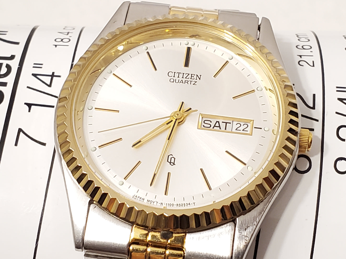 Vintage Citizen Presidental Men's Day Date Watch Gold Tone S Steel Silver Dial