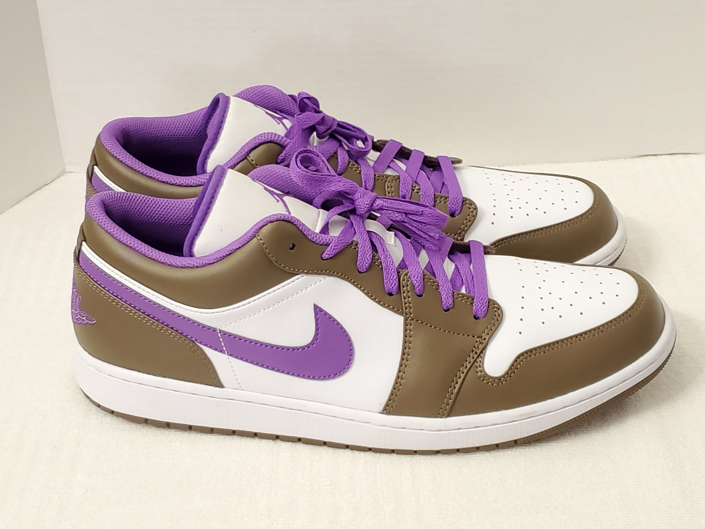 Nike Air Jordan 1 Low Top Palomino Purple Mocha Men’s Size 15 Sneakers