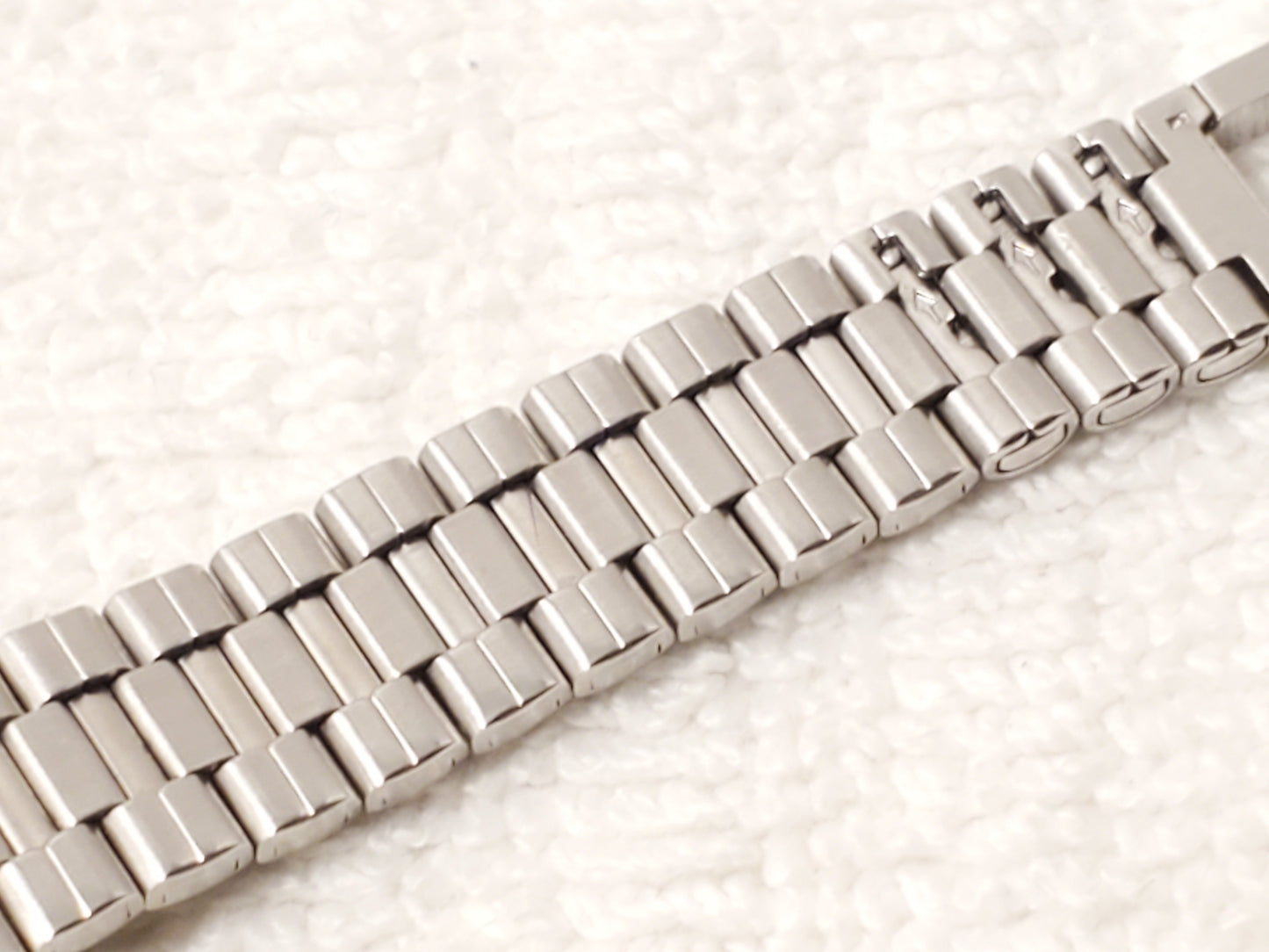 Vintage Seiko Women's Half Moon Quartz Watch Stainless Steel Black Dial