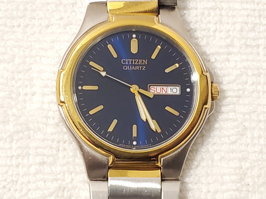 Vintage Citizen Men's Blue Dial Gold Tone Day Date Stainless Steel Quartz Watch
