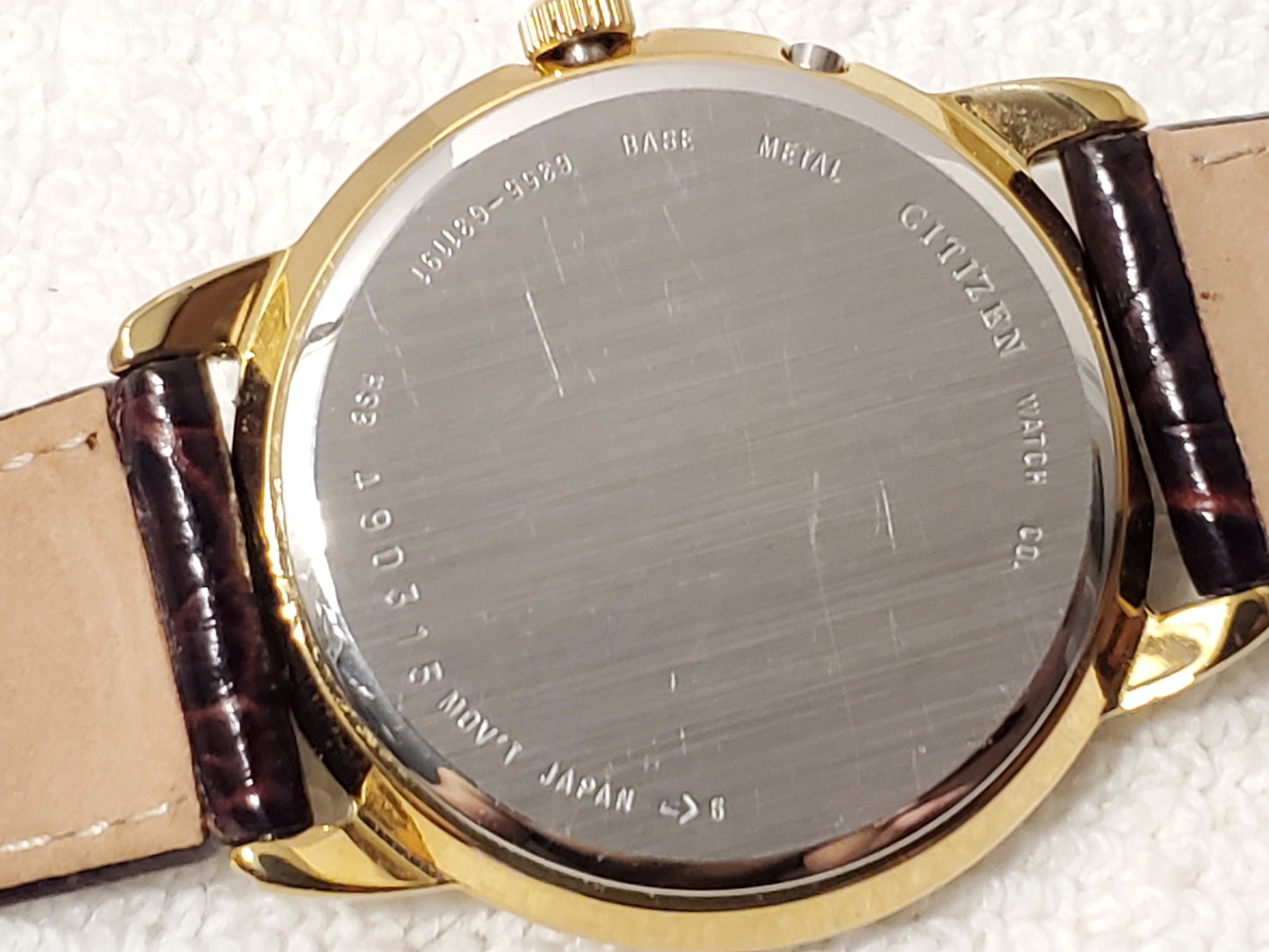 Vintage Citizen Unisex Day Date Month Gold Plated Quartz Watch Brown Leather