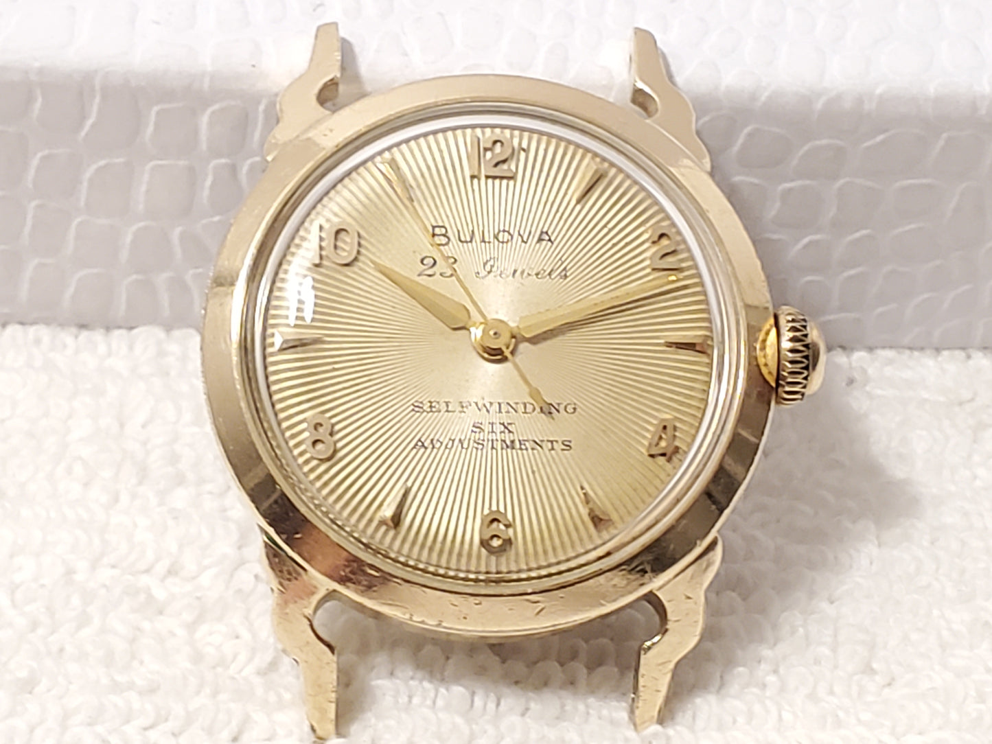 Vintage Bulova Men's Self Winding Six Adjustments Gold Tone Watch 23 Jewels