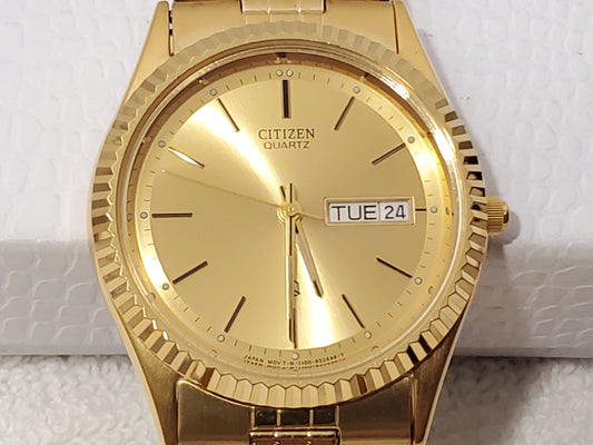 Vintage Citizen CQ Men's Day Date Presidental Watch Gold Tone 3 Diamonds S Steel
