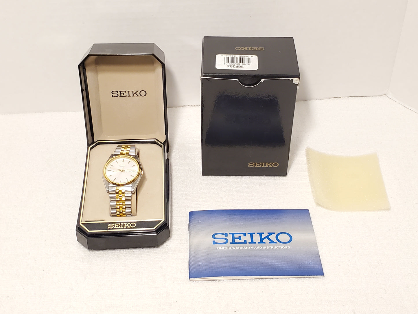 Vintage Seiko Men's Gold Tone Presidential Day Date Watch Silver Dial S Steel