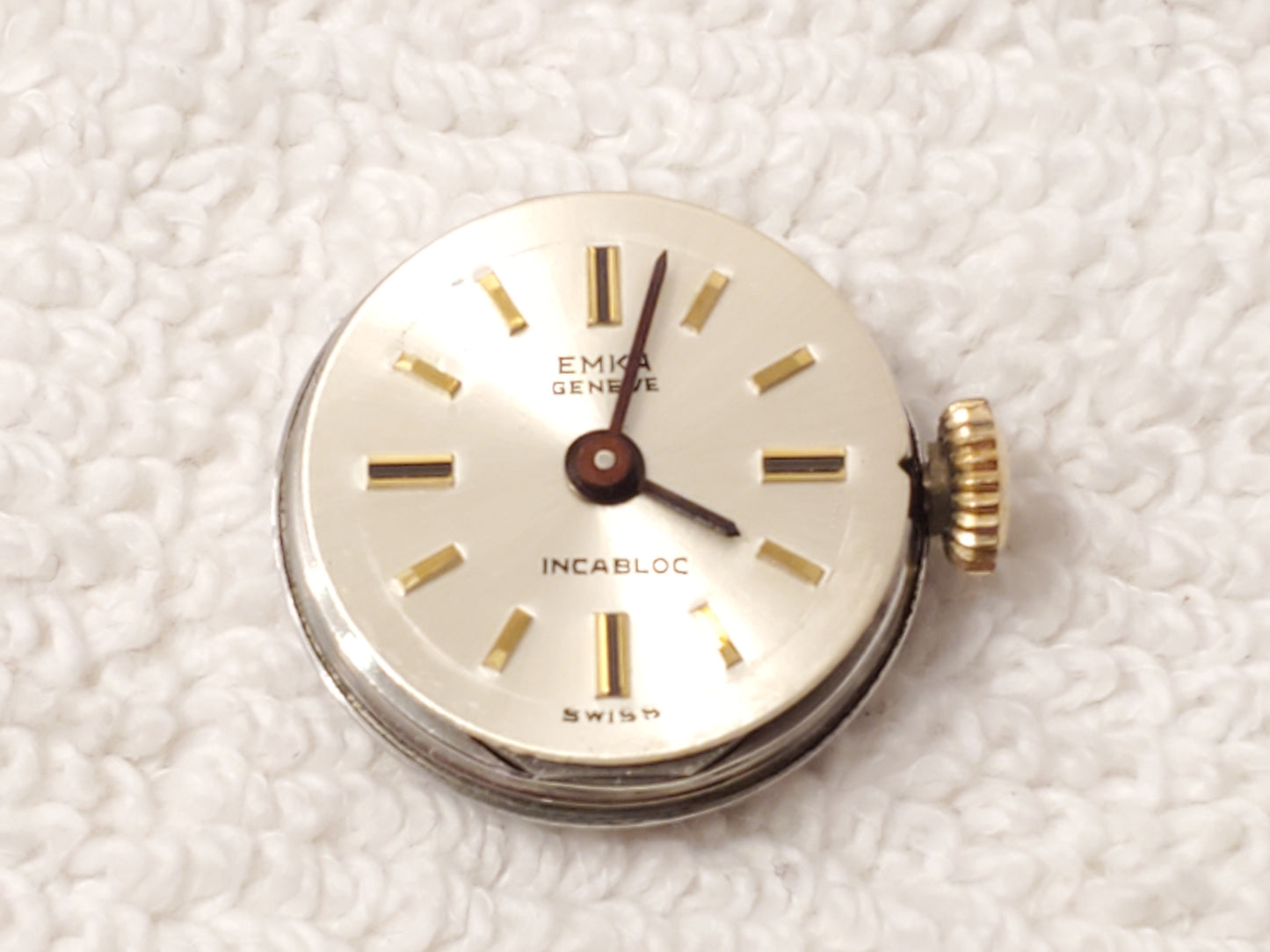 Vintage Emka Geneve Swiss Women's Wind Up Watch Seventeen Jewels Silver Dial