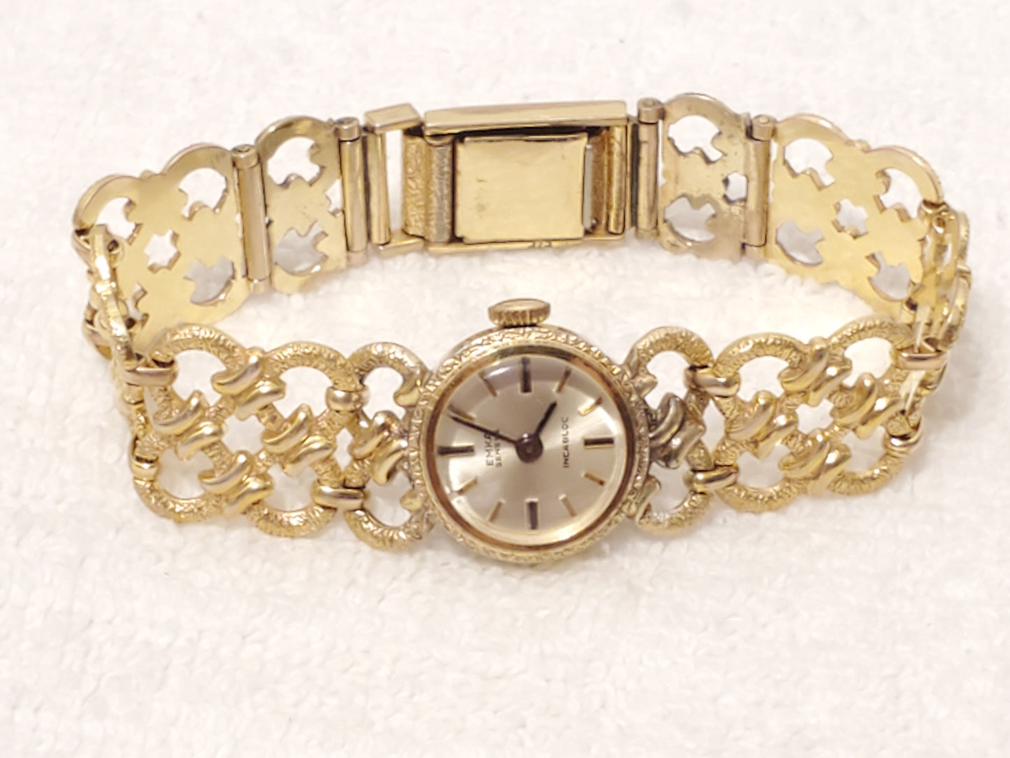 Vintage Emka Geneve Swiss Women's Wind Up Watch Seventeen Jewels Silver Dial