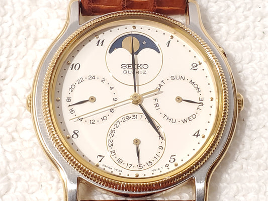 Vintage Seiko Men's Moon Phase Day Date Watch Gold Tone White Dial Three Jewels