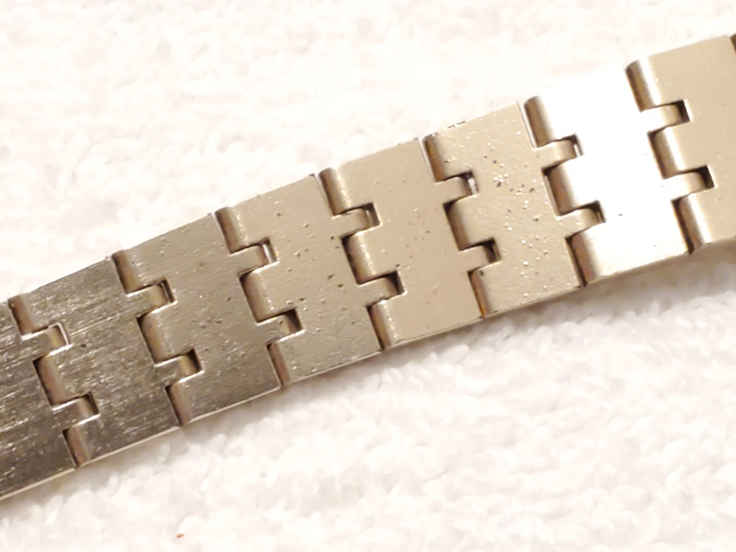 Vintage Seiko Women's Manual Wind Up Petite Case Watch Seventeen Jewels S Steel