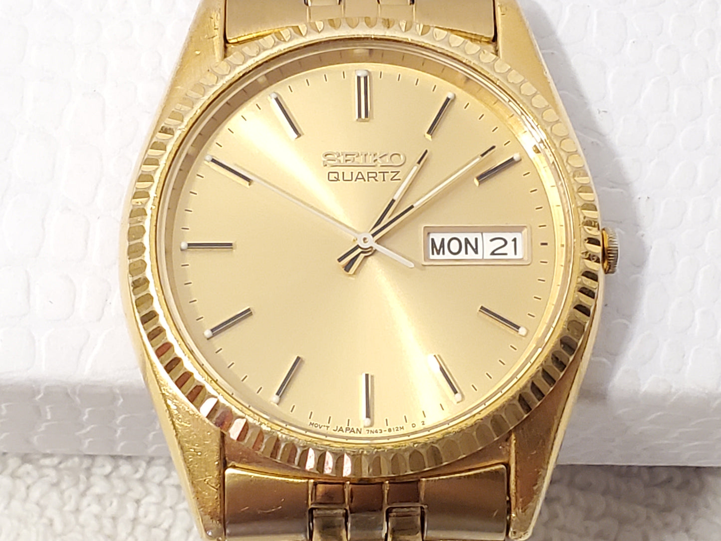 Vintage Seiko Mens Gold Tone Presidential Day Date Watch Stainless Steel 1 Jewel