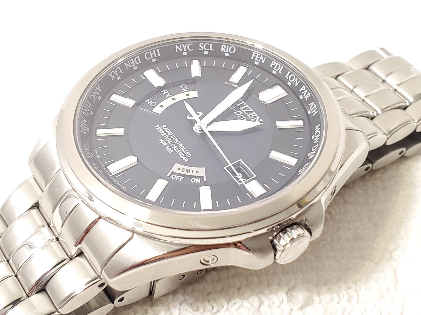 Citizen Eco Drive World Perpetual Calendar Radio Controlled Men's Watch S Steel