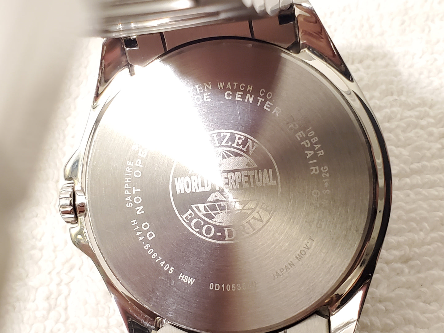 Citizen Eco Drive World Perpetual Calendar Radio Controlled Men's Watch S Steel
