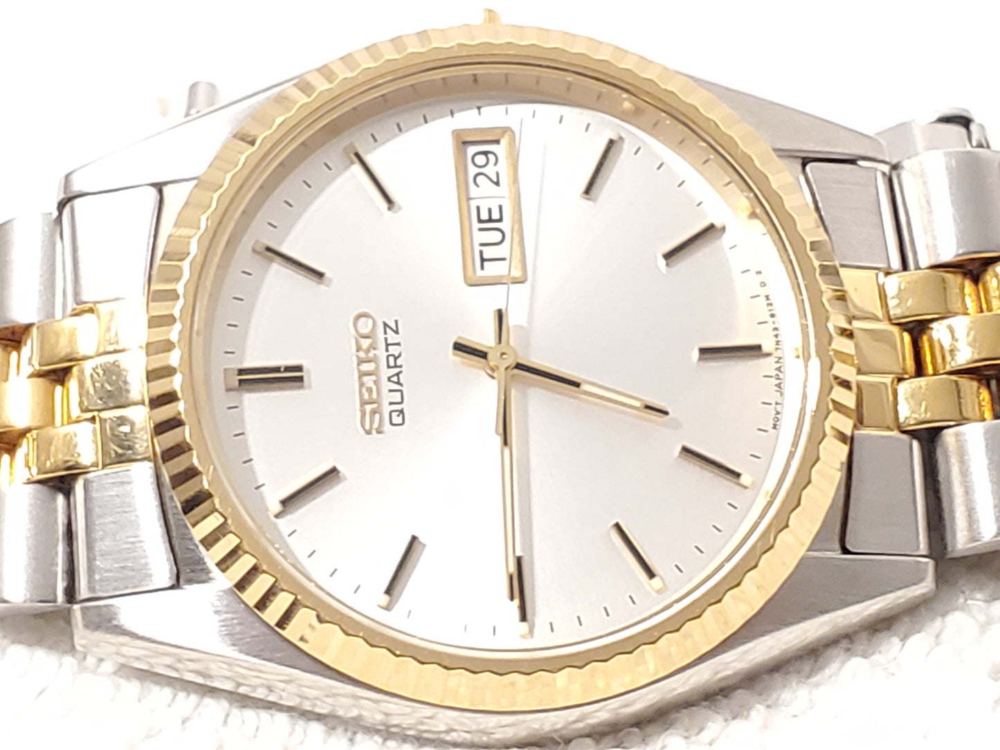 Vintage Seiko Men's Presidential Day Date Watch Gold Tone 1 Jewel Silver Dial SS