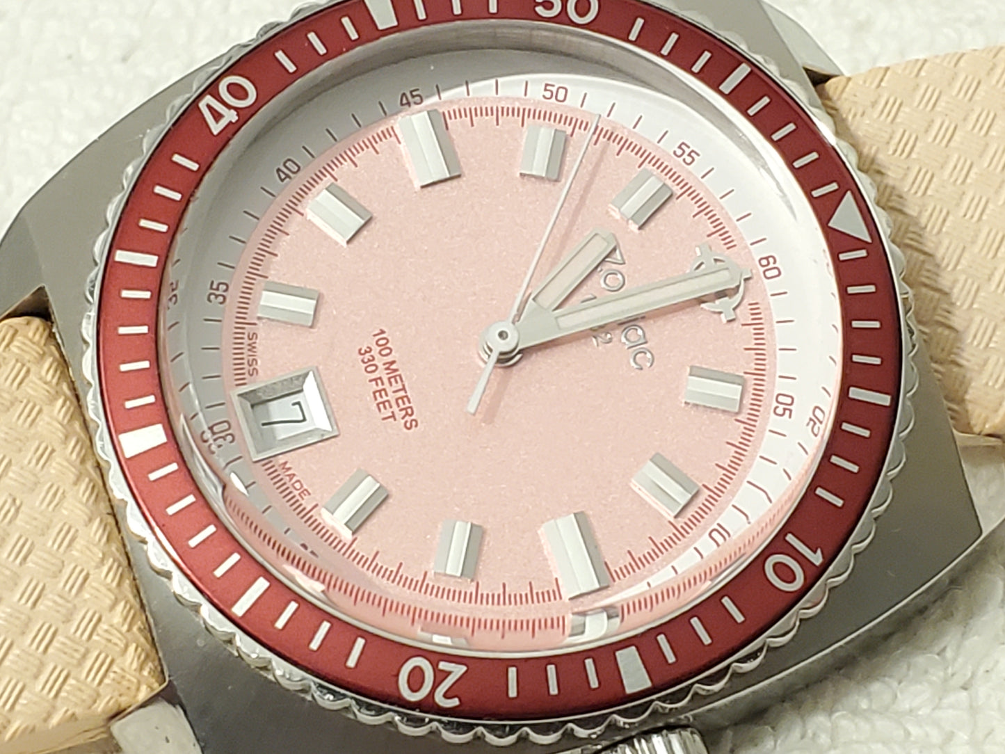 Zodiac Sea Dragon Women's Pink Date Swiss Made Watch Five Jewels Stainless Steel