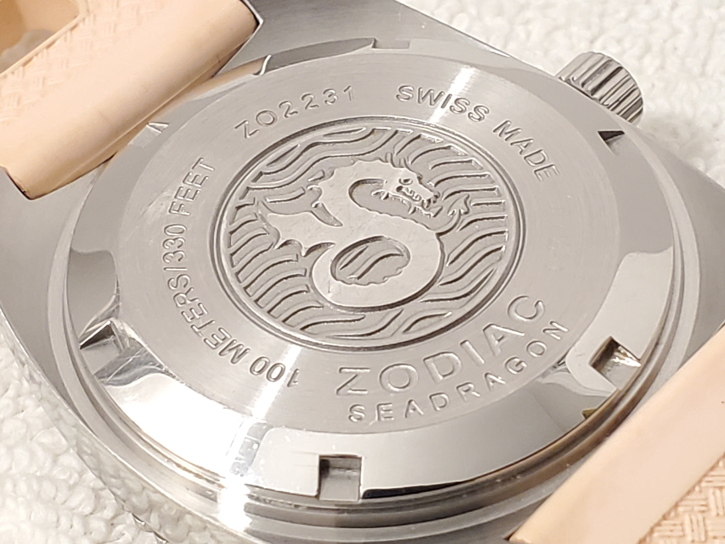 Zodiac Sea Dragon Women's Pink Date Swiss Made Watch Five Jewels Stainless Steel