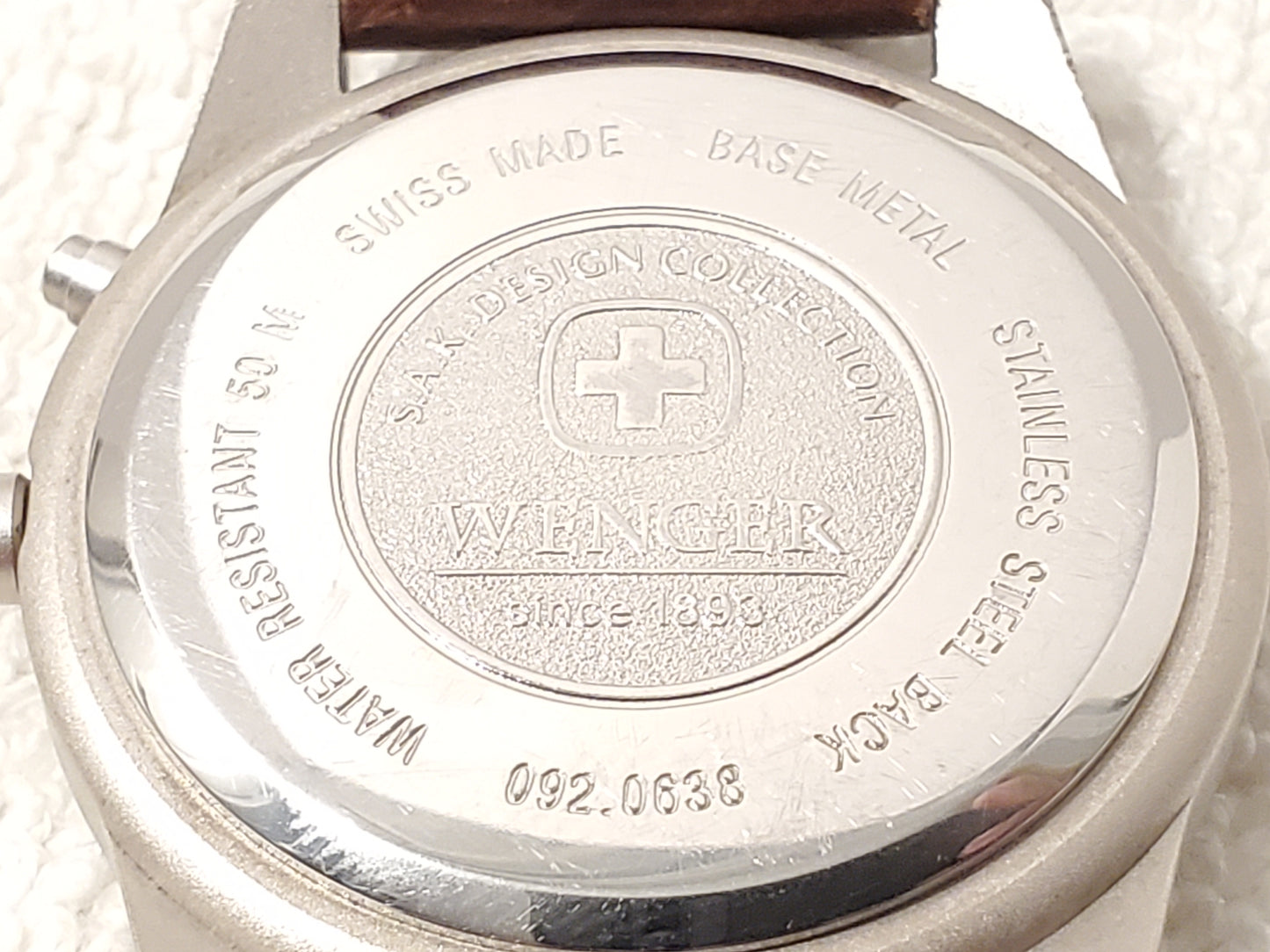 Vintage Wenger S.A.K Design Swiss Army Men's Watch Leather Strap WR 50 Meters