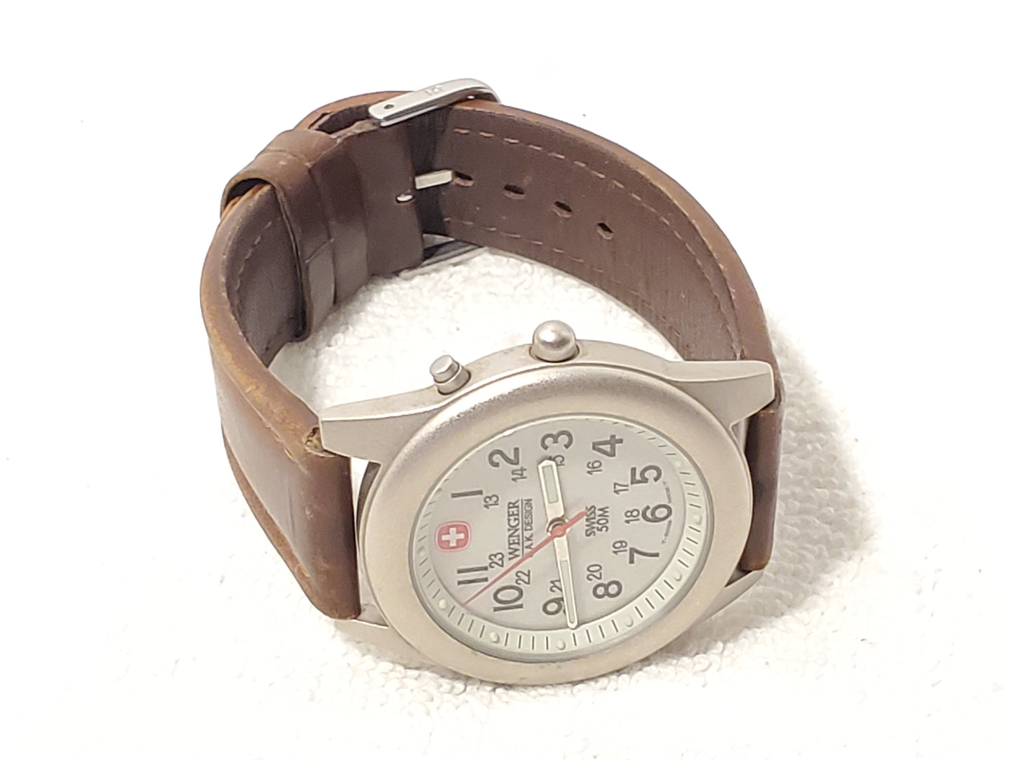 Vintage Wenger S.A.K Design Swiss Army Men's Watch Leather Strap WR 50 Meters