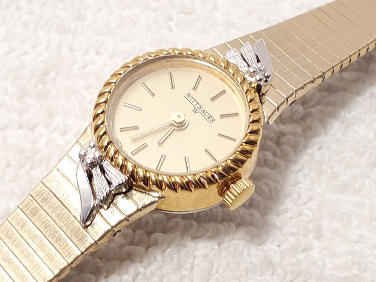Vintage Wittnauer Swiss Two Diamonds Womens Watch 1 Jewel Gold Plated Base Metal