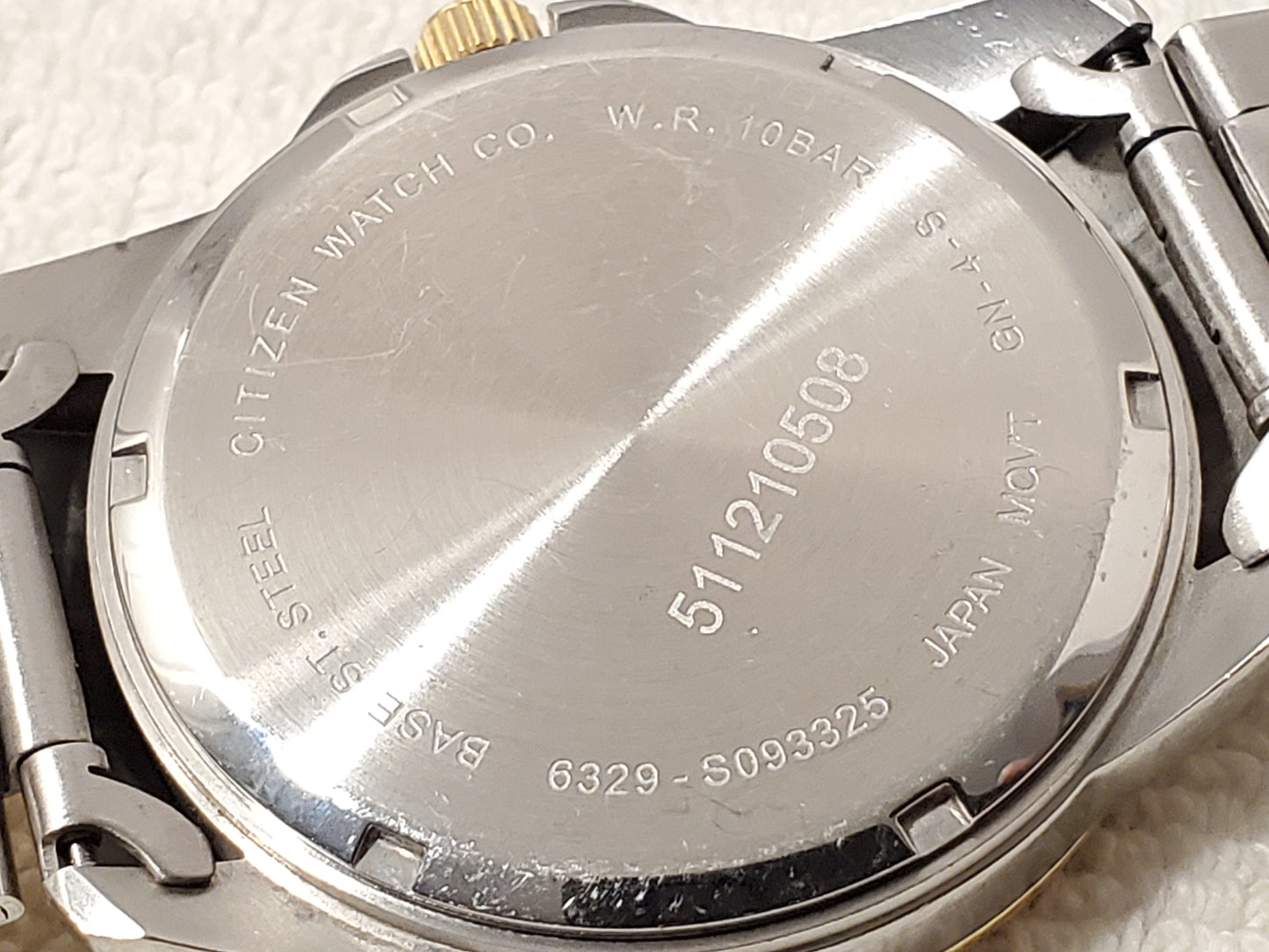 Citizen Men's Day Date Watch Stainless Steel Gold Tone White Dial WR 100 Meters