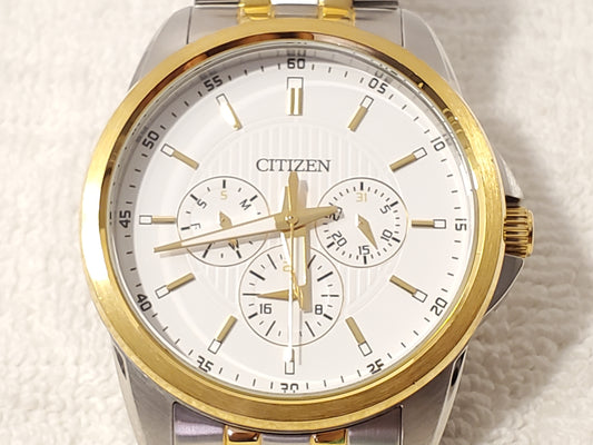 Citizen Men's Day Date Watch Stainless Steel Gold Tone White Dial WR 100 Meters