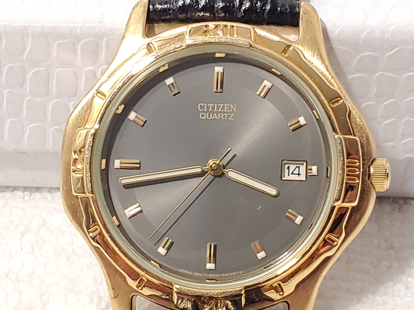 Vintage Citizen Men's Black Dial Date Quartz Watch Gold Plated Leather Strap SS