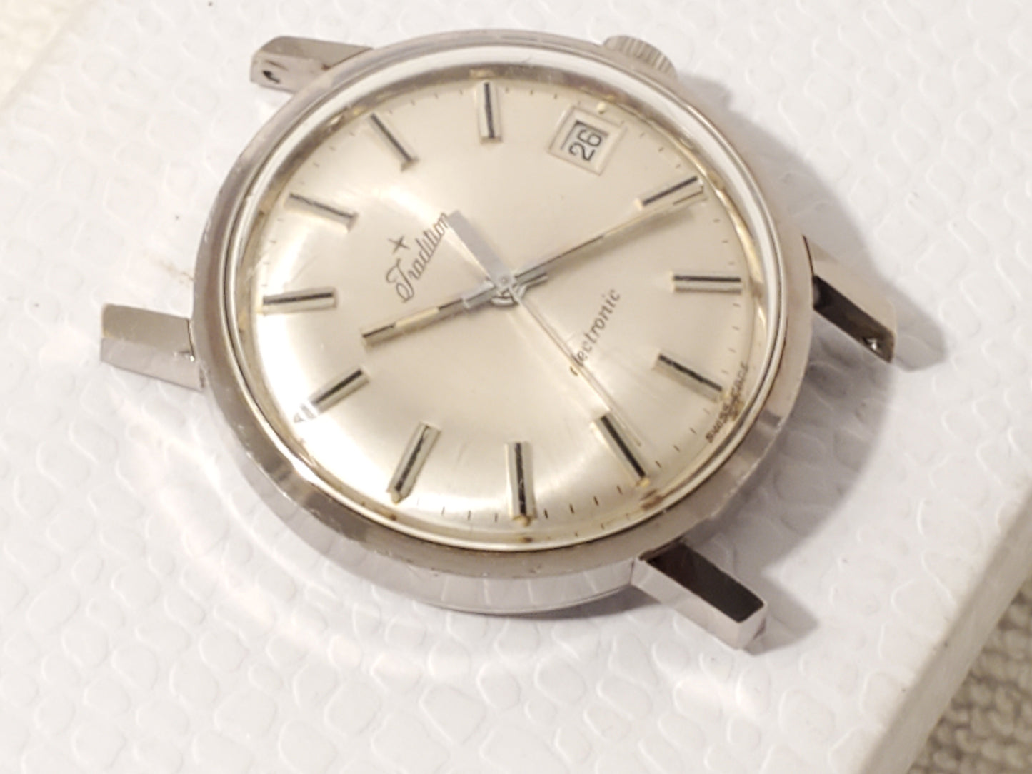 Vintage Tradition Electronic Swiss Made Men's Date Watch 13 Jewels Sears Roebuck
