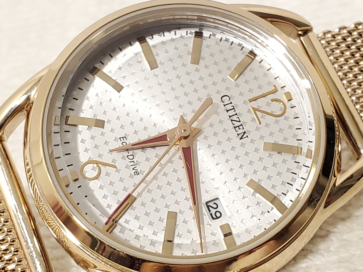 Citizen Eco Drive Women's Silver Dial Gold Tone Mesh Band Date Watch S Steel