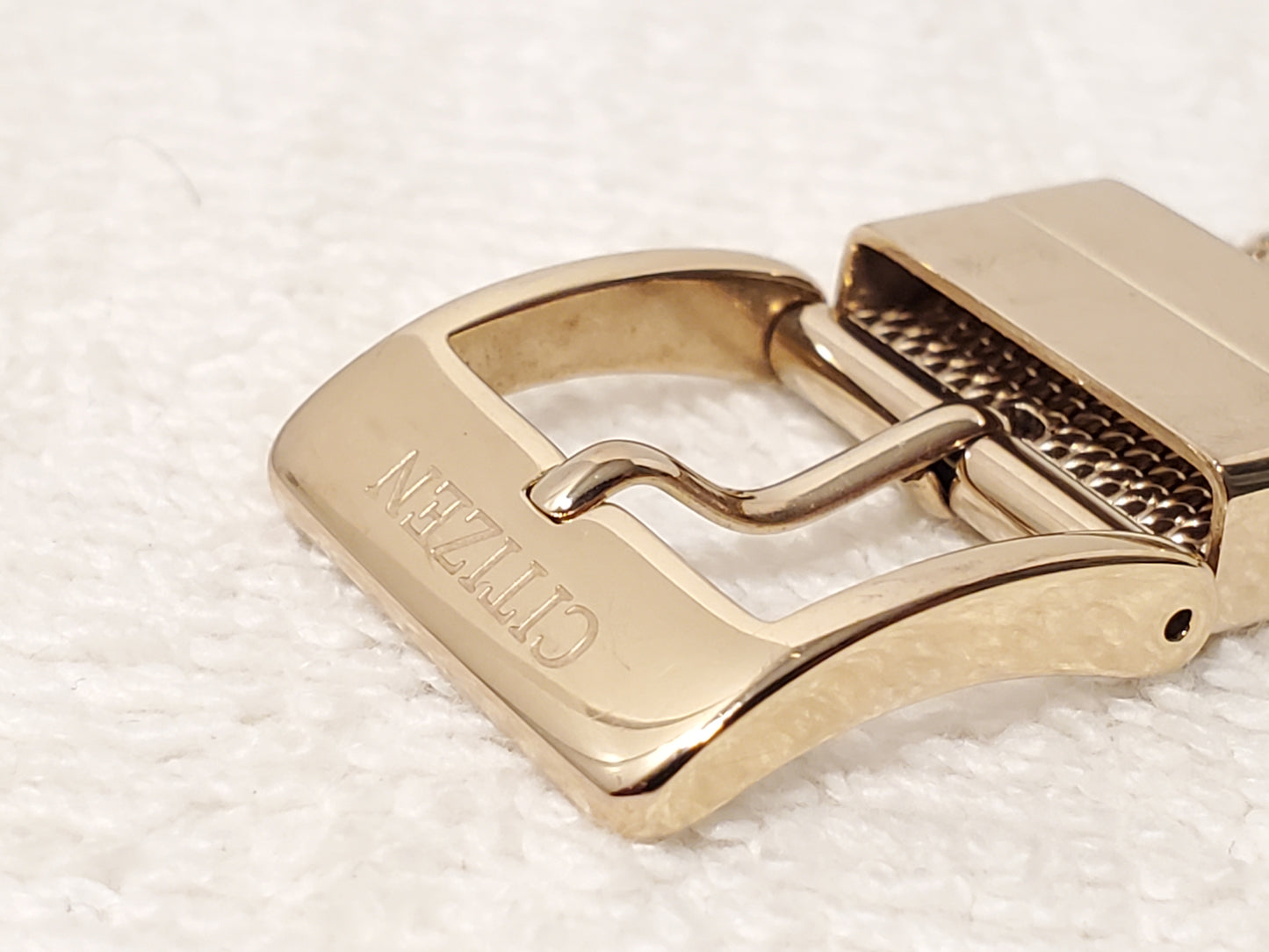 Citizen Eco Drive Women's Silver Dial Gold Tone Mesh Band Date Watch S Steel