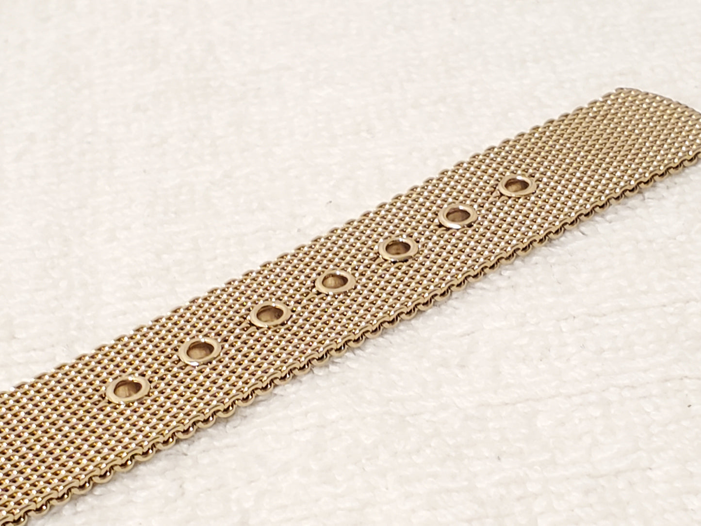 Citizen Eco Drive Women's Silver Dial Gold Tone Mesh Band Date Watch S Steel