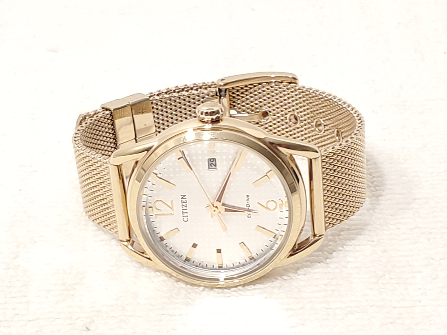 Citizen Eco Drive Women's Silver Dial Gold Tone Mesh Band Date Watch S Steel