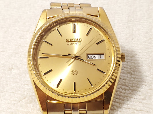 Vintage Seiko SQ Men's Presidential Day Date Gold Tone Watch One Jewel S Steel