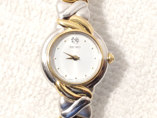 Vintage Seiko Women's Diamond Gold Tone Stainless Steel Watch Silver Dial