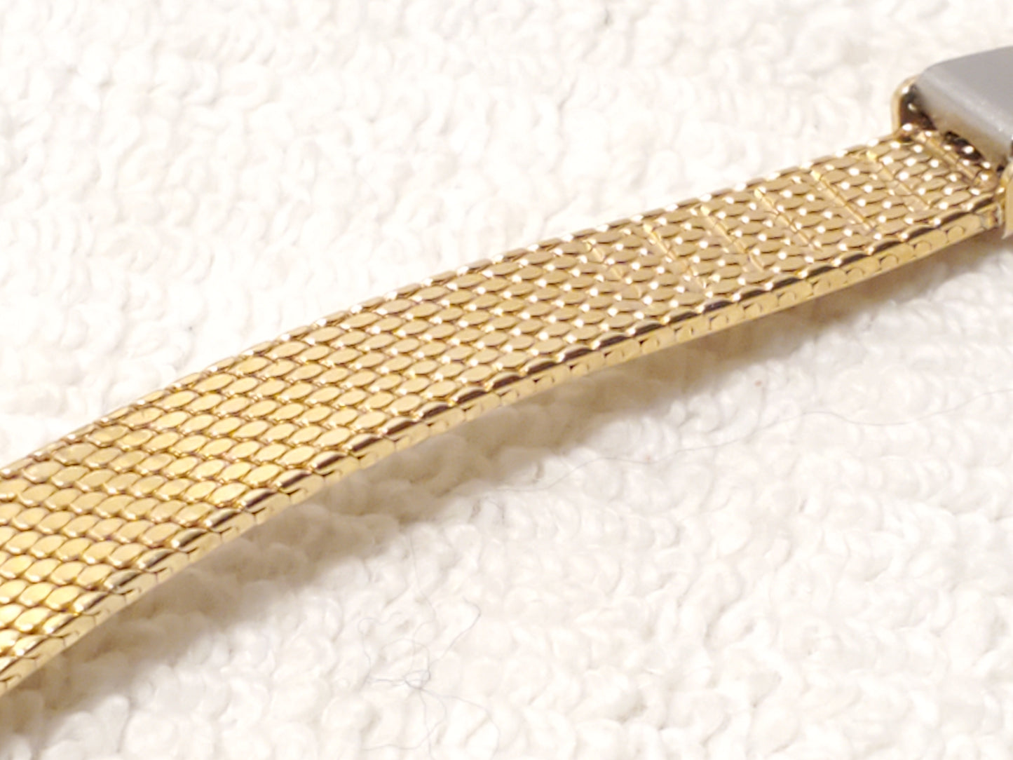 Vintage Seiko Women's Gold Plated Quartz Watch Brown One Diamond Dial Six Jewels