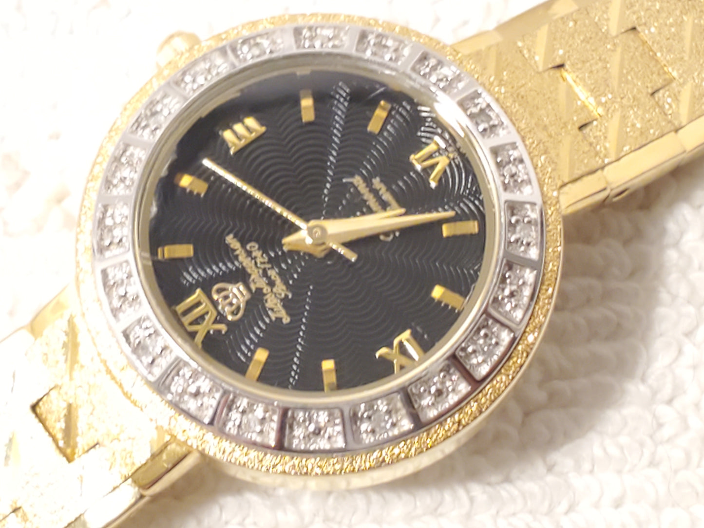 Vintage Jules Jurgensen Women Gold Plated Diamonds Bezel Watch Black Dial SS 1J