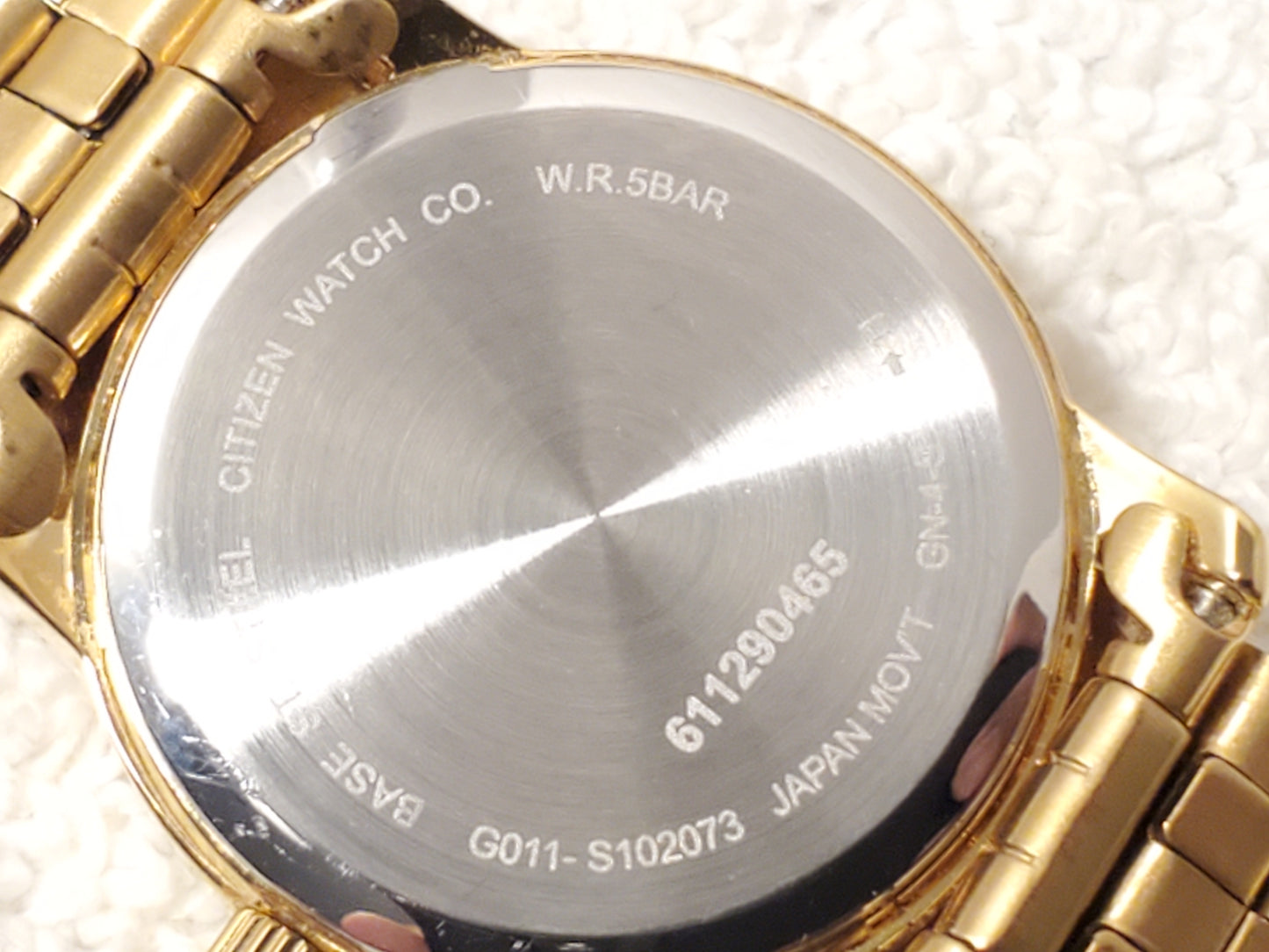 Citizen Womens Gold Tone Stainless Steel Quartz Watch Mother Pearl Dial Crystals