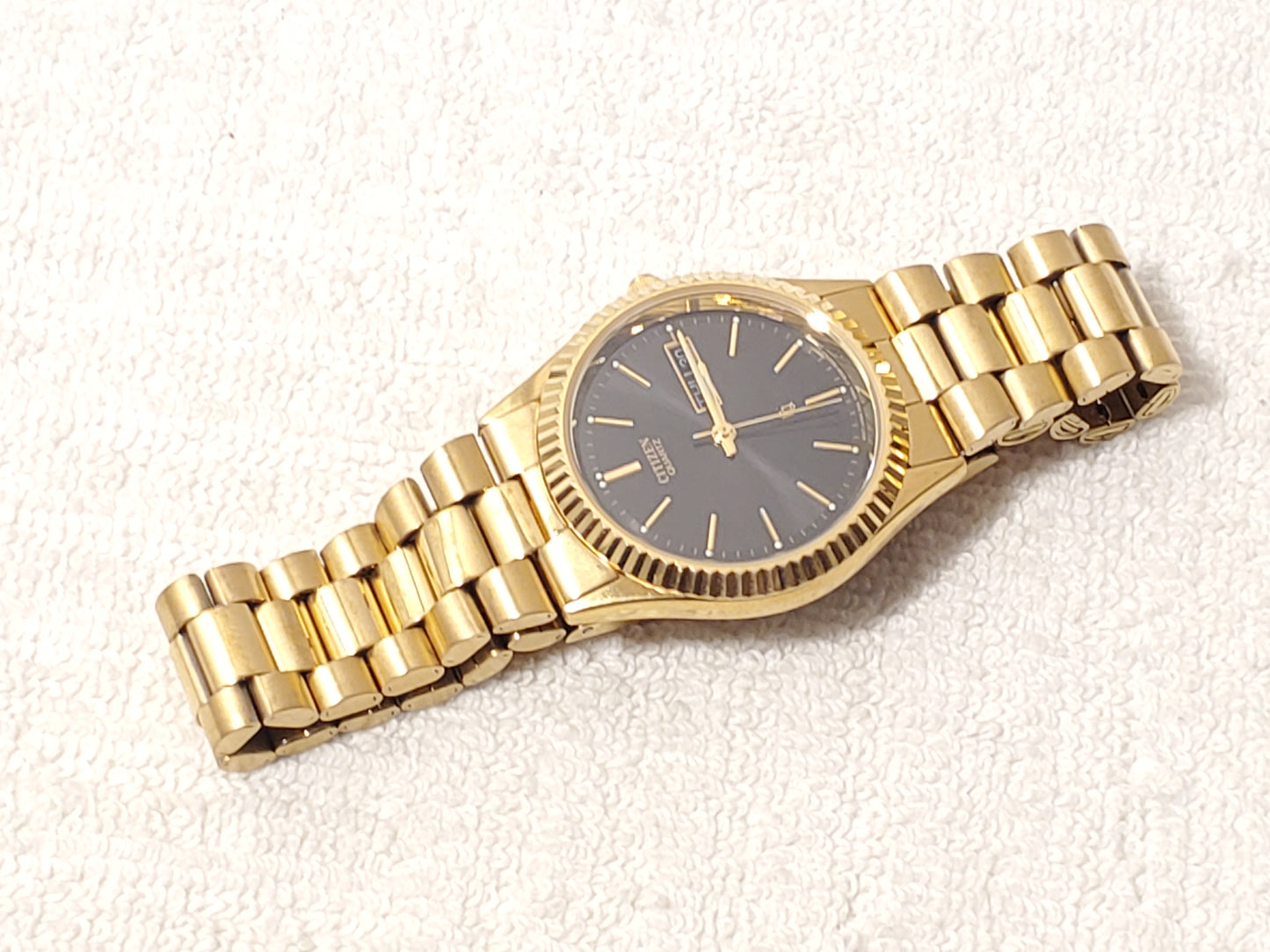 Vintage Citizen CQ Men's Presidential Day Date Gold Plated Watch Black Dial