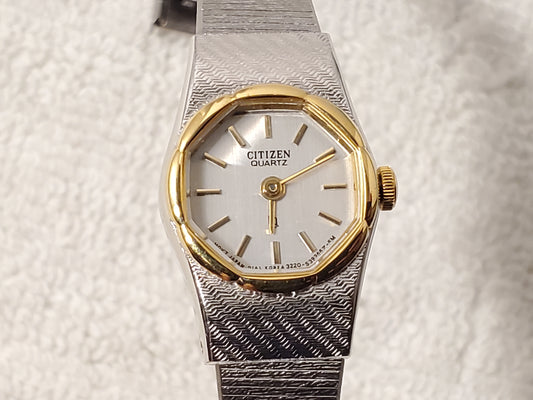 Vintage Citizen Womens Gold Plated Stainless Steel Silver One Jewel Quartz Watch