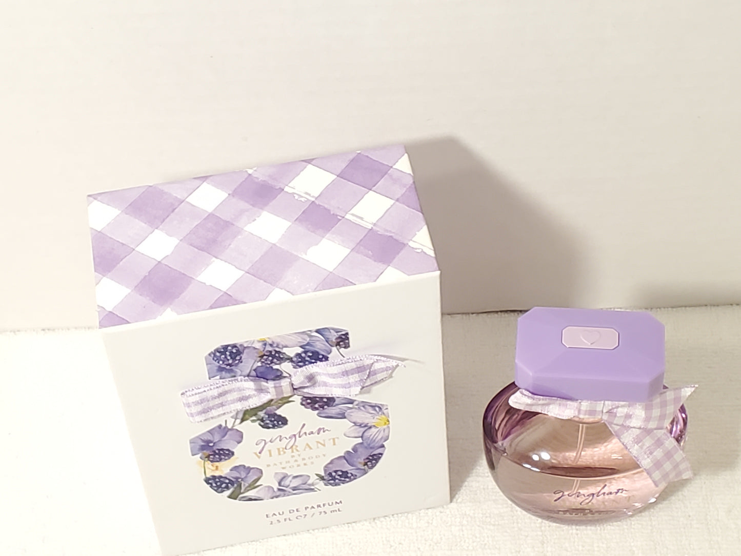 Bath & Body Works Gingham Vibrant Eau De Parfum 2.5 oz Perfume Spray Purple NIB